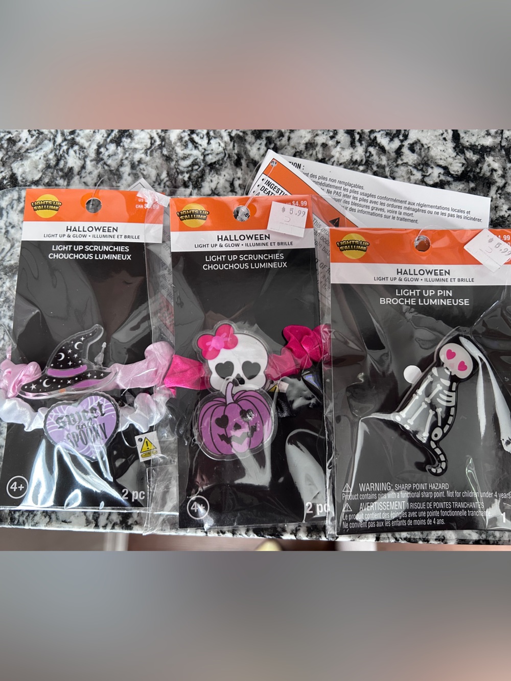 NEW Girls Halloween Light-Up Accessories Bundle (5 items) - Scrunchies & Pin